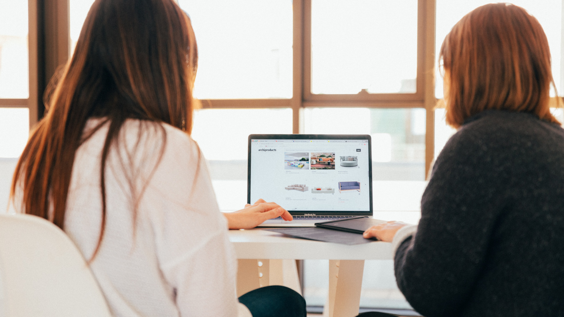 À qui s'adresser pour un site web sur Lille ?