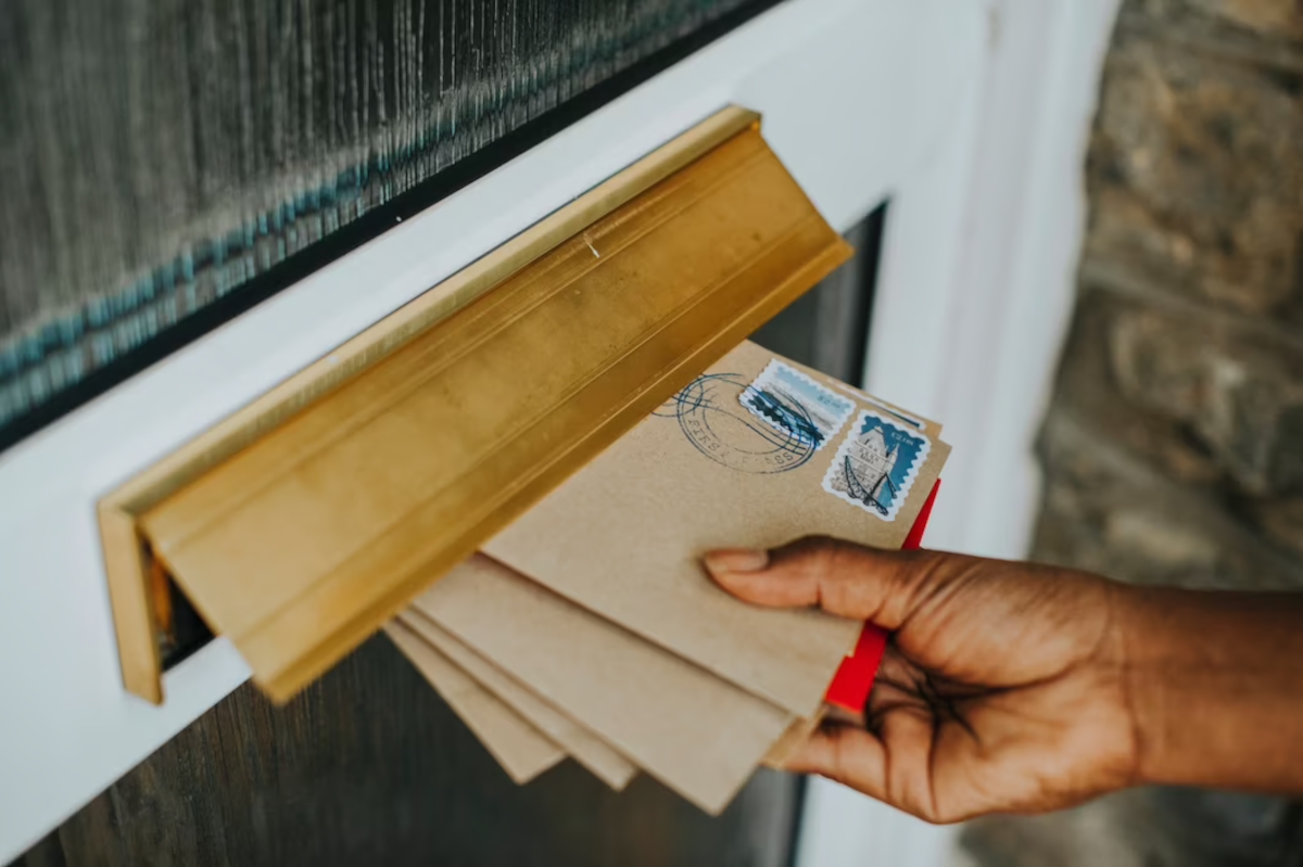 Combien de temps met une lettre pour arriver à destination